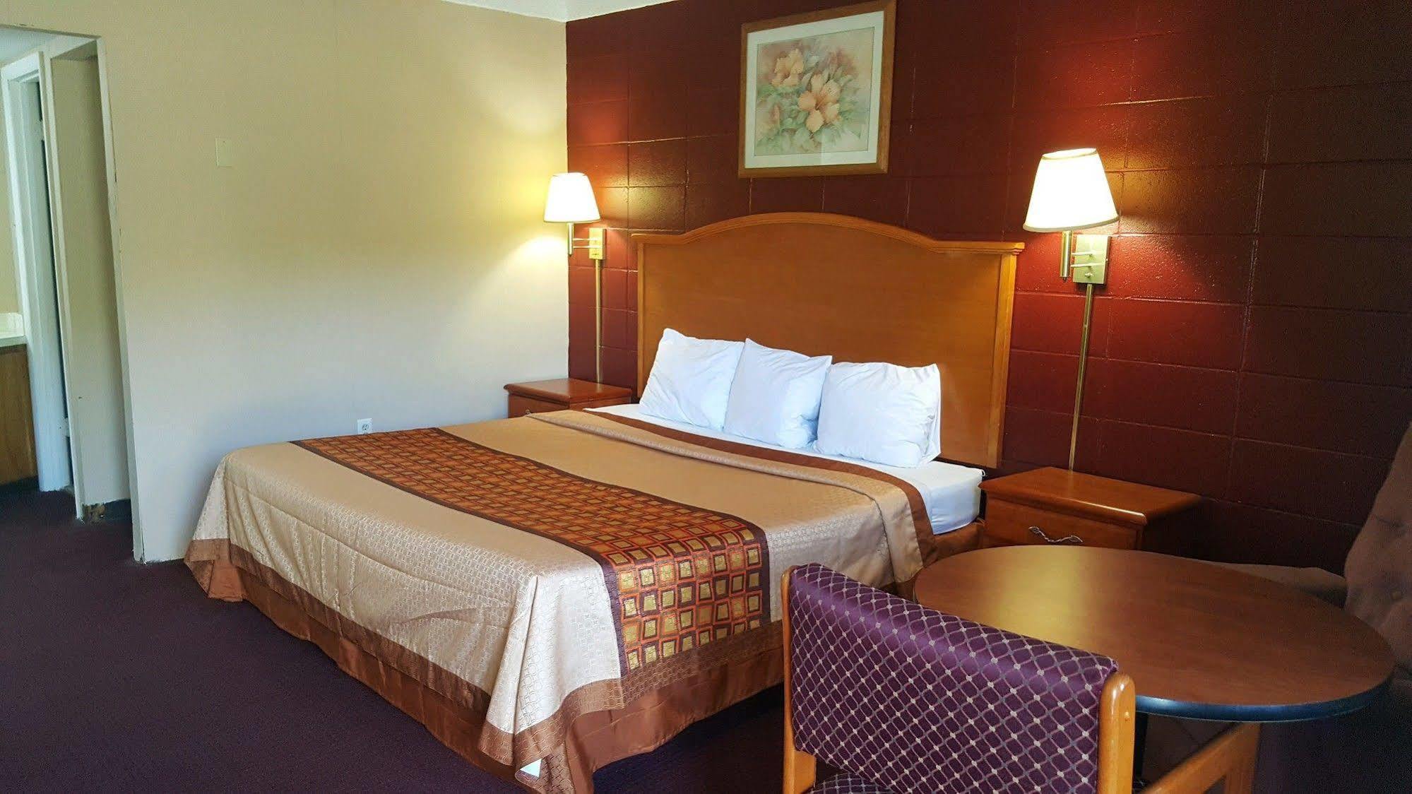 Budget Inn Carthage Buitenkant foto
